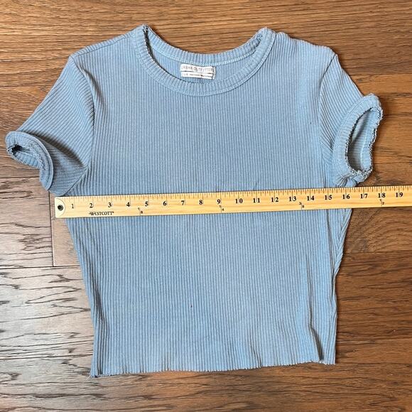 Urban Outfitters Women's Ribbed Crop Tee Blue Size Large - Picture 3 of 5